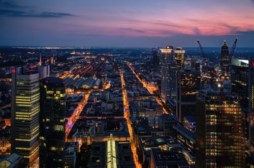 photo of city skyline during dusk